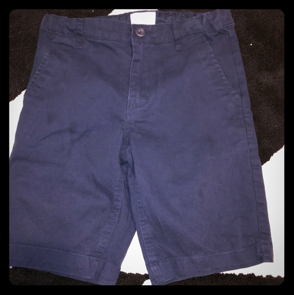 💥SALE💥 Old Navy Shorts - Picture 1 of 4